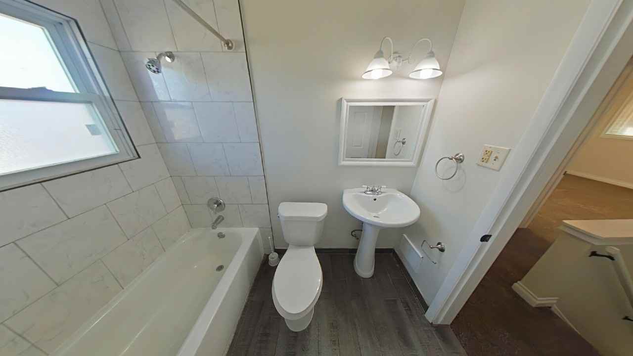 26200 Pinehurst Street - Photo 7 of 9