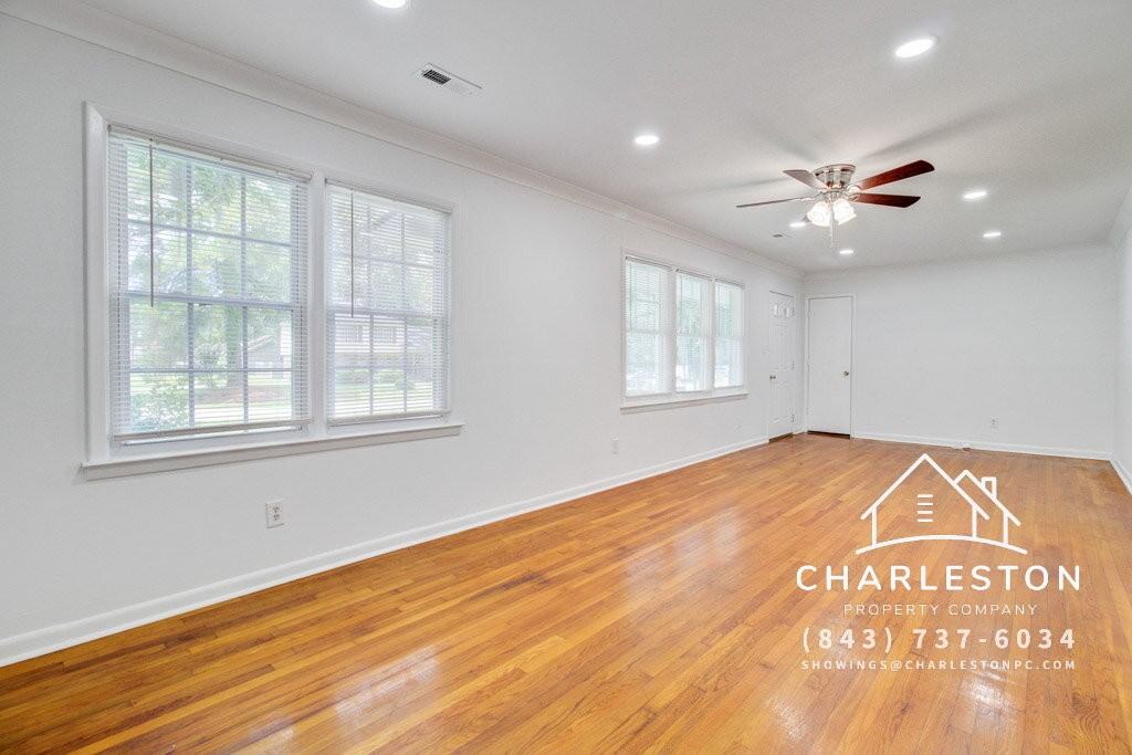 816 E Estates Blvd - Photo 3 of 36