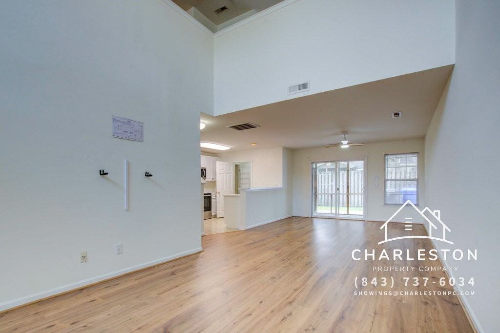 2425 Scholar Lane - Photo 7 of 31