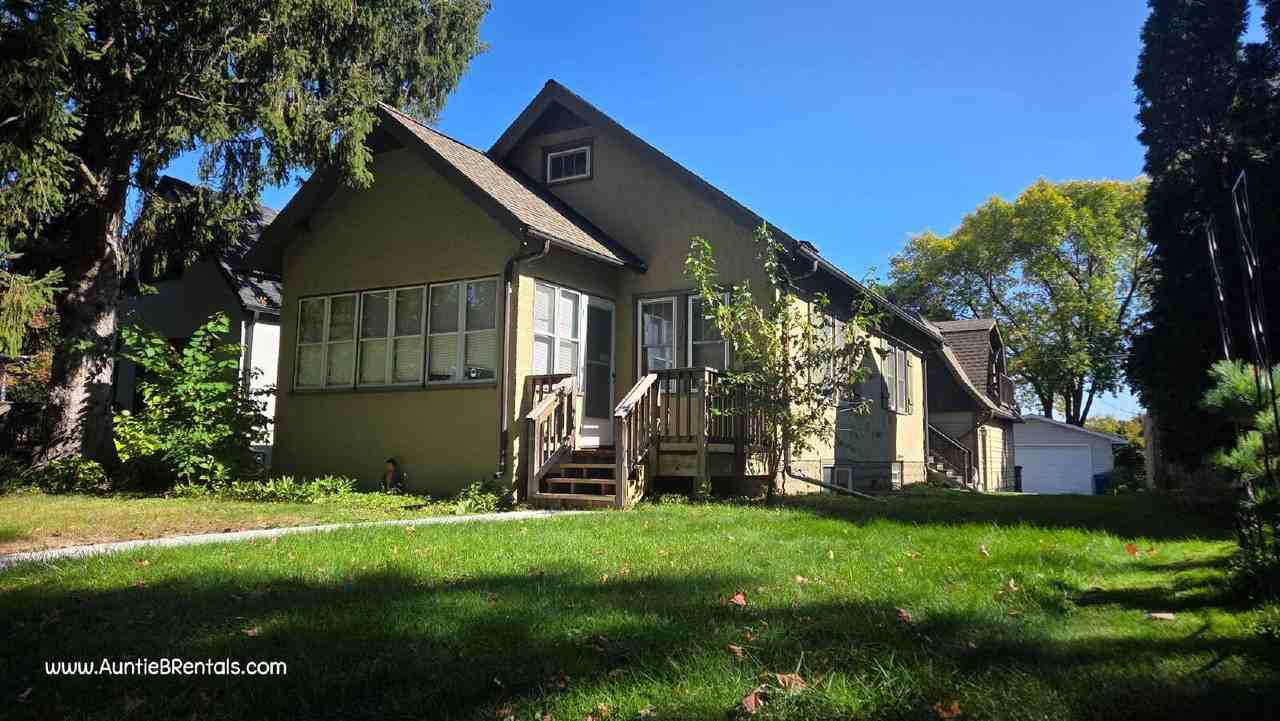 428 Warwick St - Photo 2 of 21