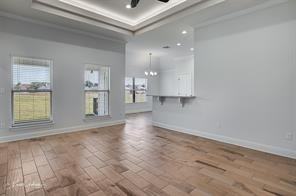 256 Sedgewick Ave - Photo 3 of 17