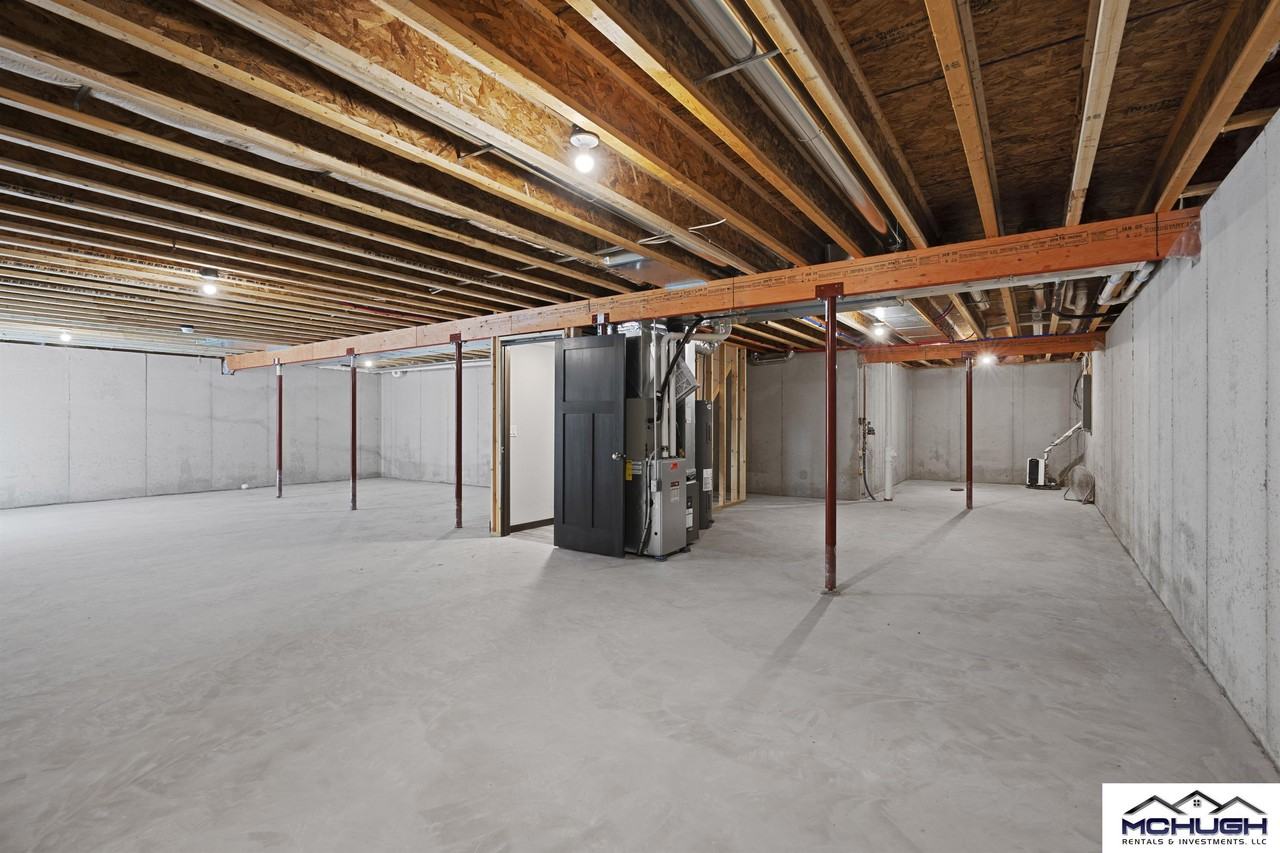 1525 Liberty Ave - Photo 4 of 19