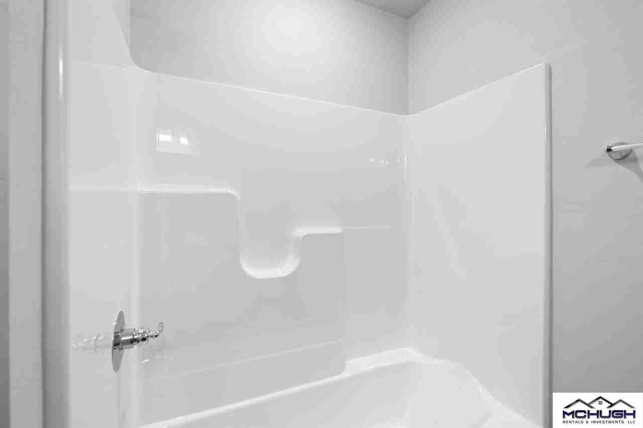 1525 Liberty Ave - Photo 6 of 19