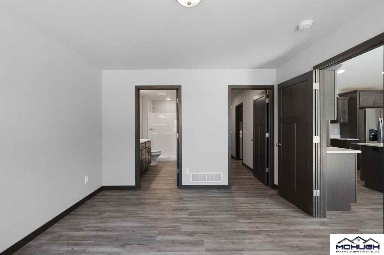 1525 Liberty Ave - Photo 3 of 19