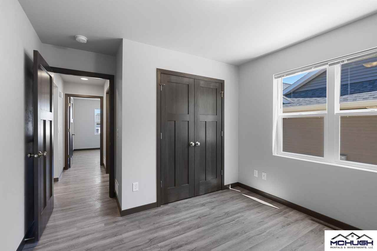 1525 Liberty Ave - Photo 6 of 19