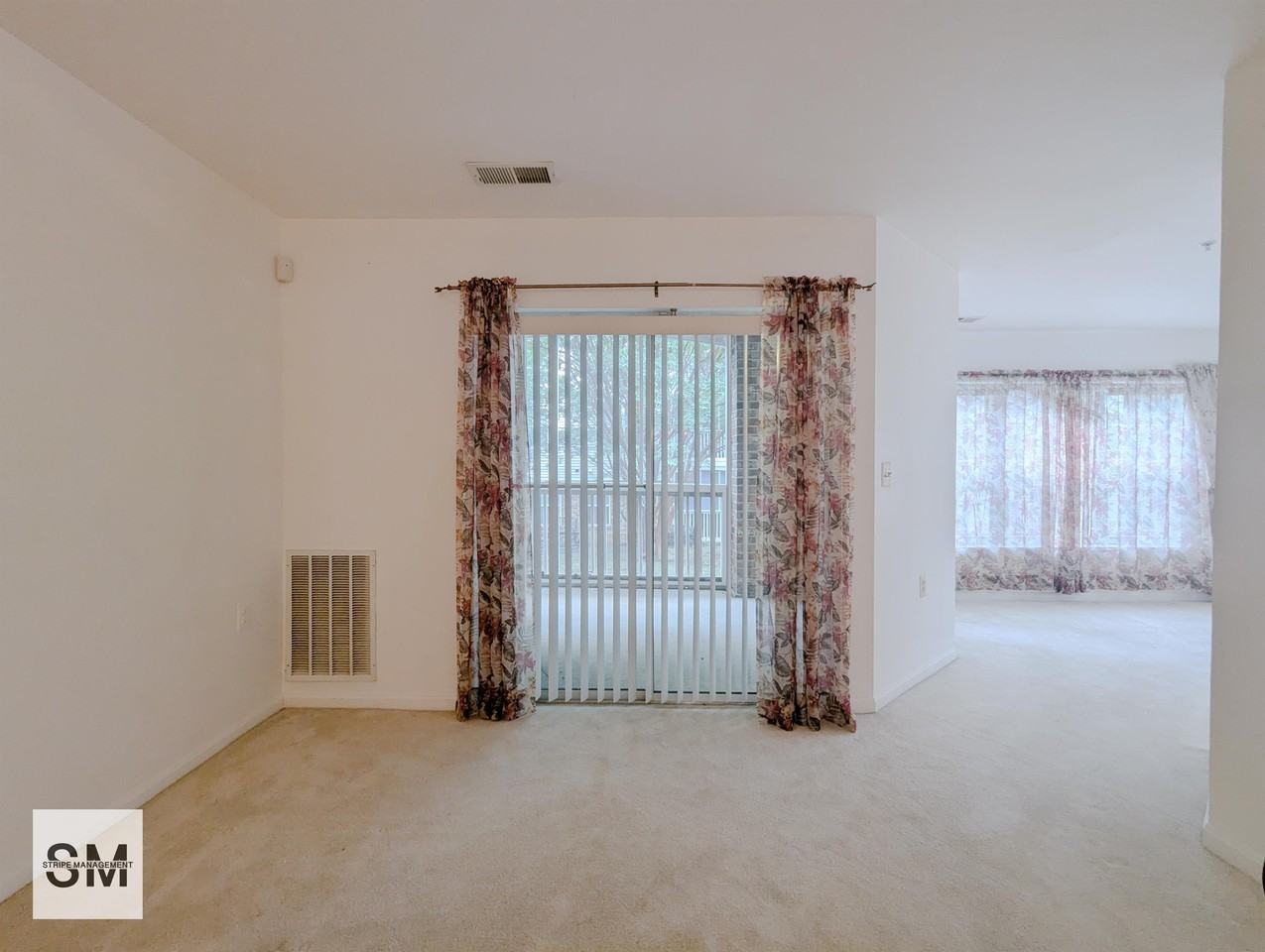 6702 Lake Park Dr #103 - Photo 7 of 22