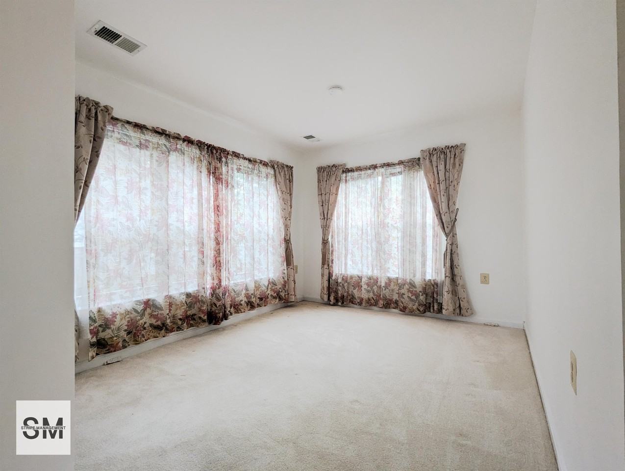 6702 Lake Park Drive #103 - Photo 5 of 22