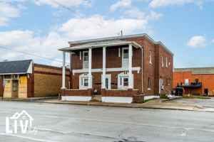 featured image of 1317 Main St #A