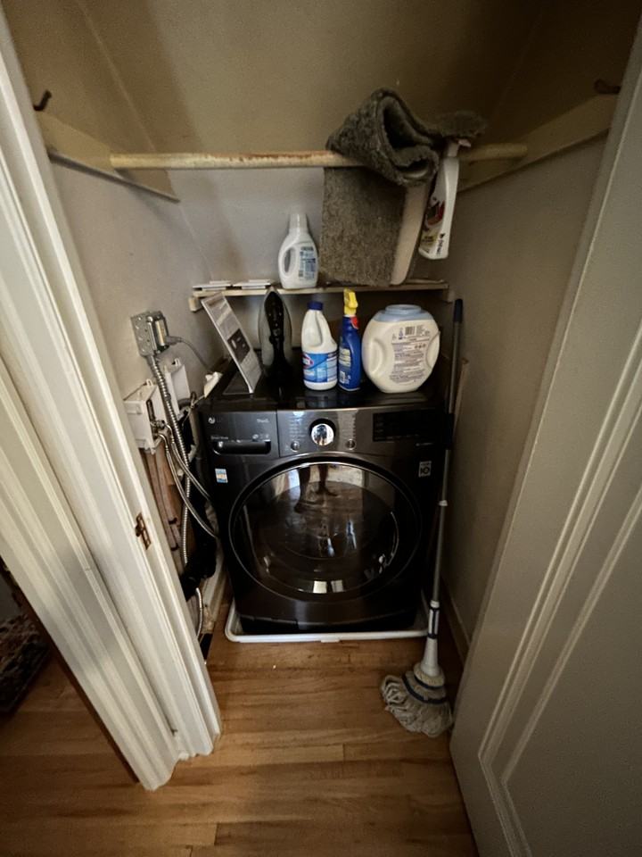 1597 West Hartford Avenue - Photo 5 of 20