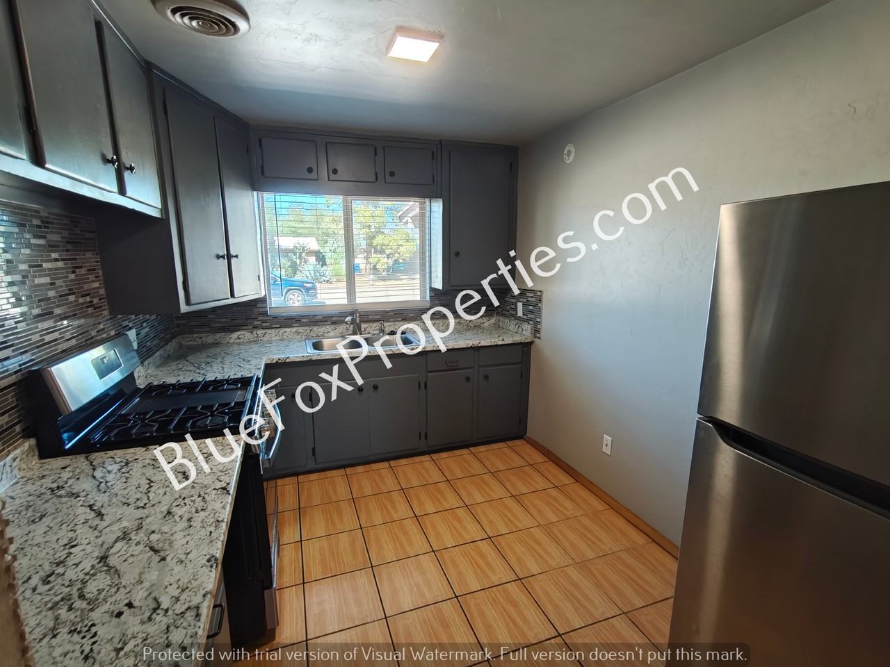 5952 E 25th St - Photo 6 of 26