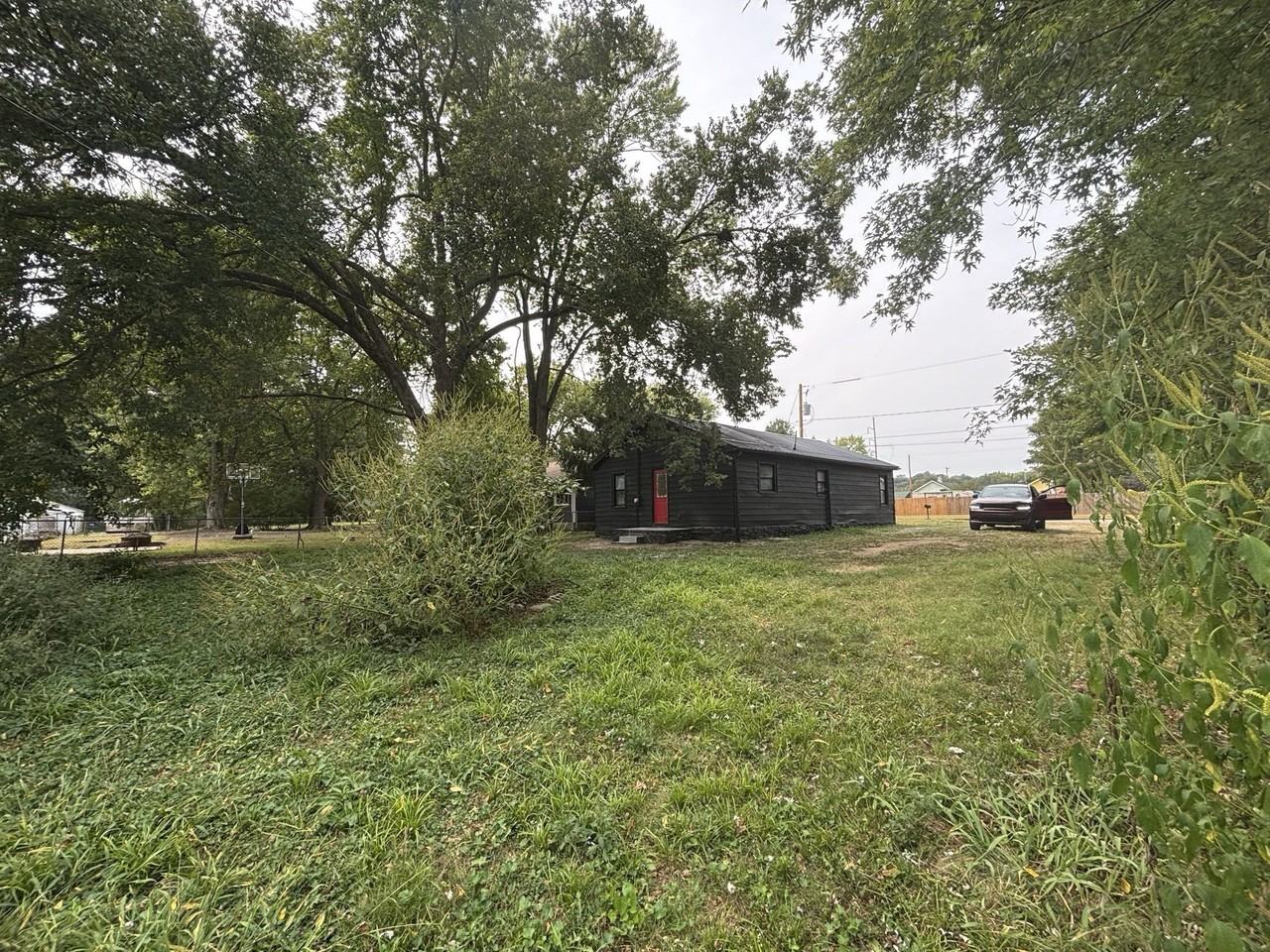 1930 S Helfrich Ave #1 - Photo 7 of 10