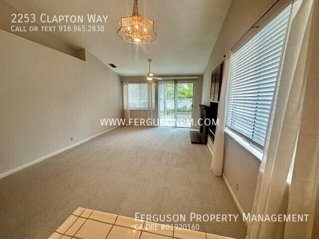 2253 Clapton Way - Photo 4 of 14