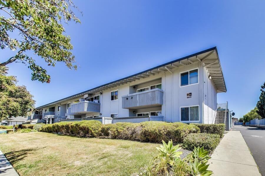 Dyln Apartments - Photo 2 of 50