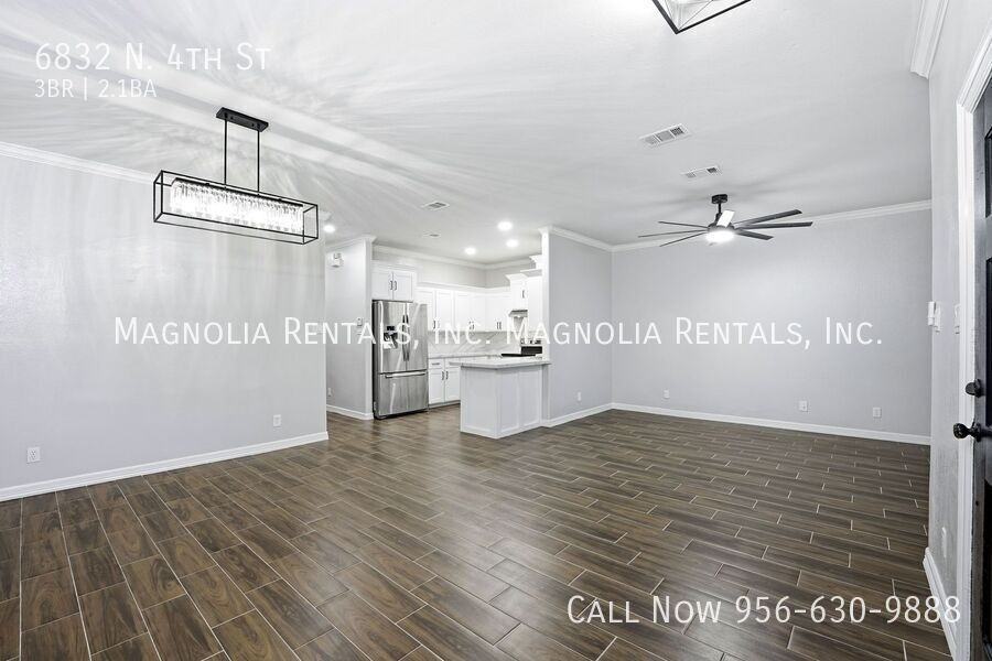 6832 N 4th St - Photo 2 of 15