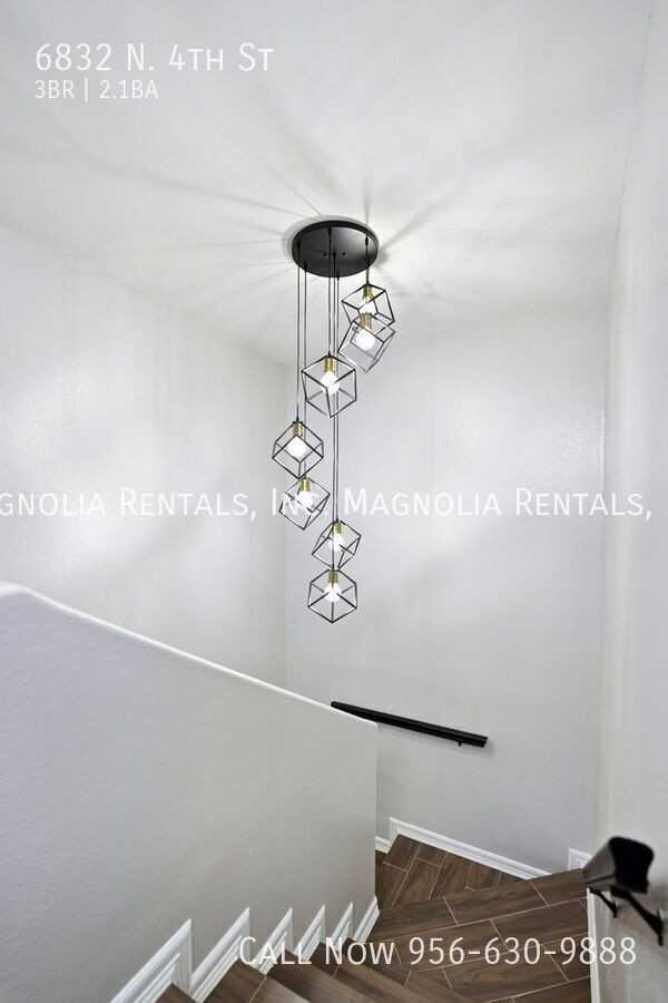 6832 N 4th St - Photo 6 of 15