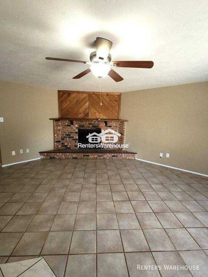 24310 Rockin Seven Dr - Photo 2 of 10