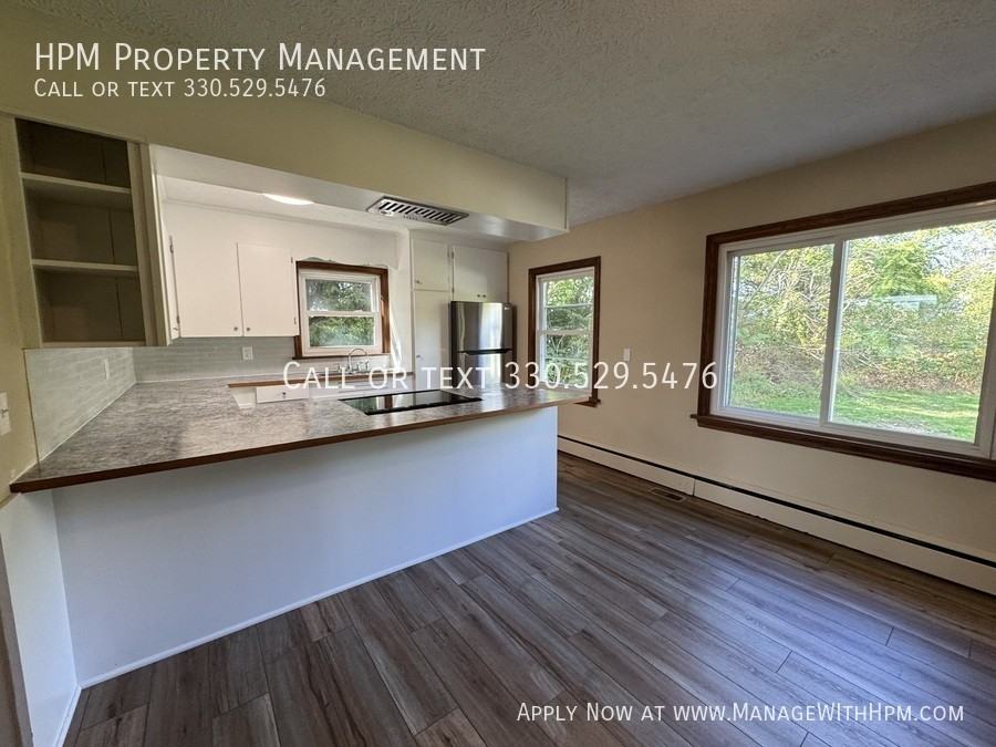 5811 Strausser St Nw - Photo 4 of 15