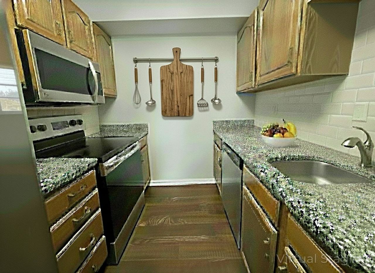 237 Devonshire Drive - Photo 5 of 12