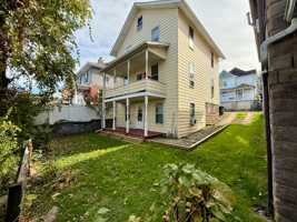 featured image of 327 Euclid Ave #B