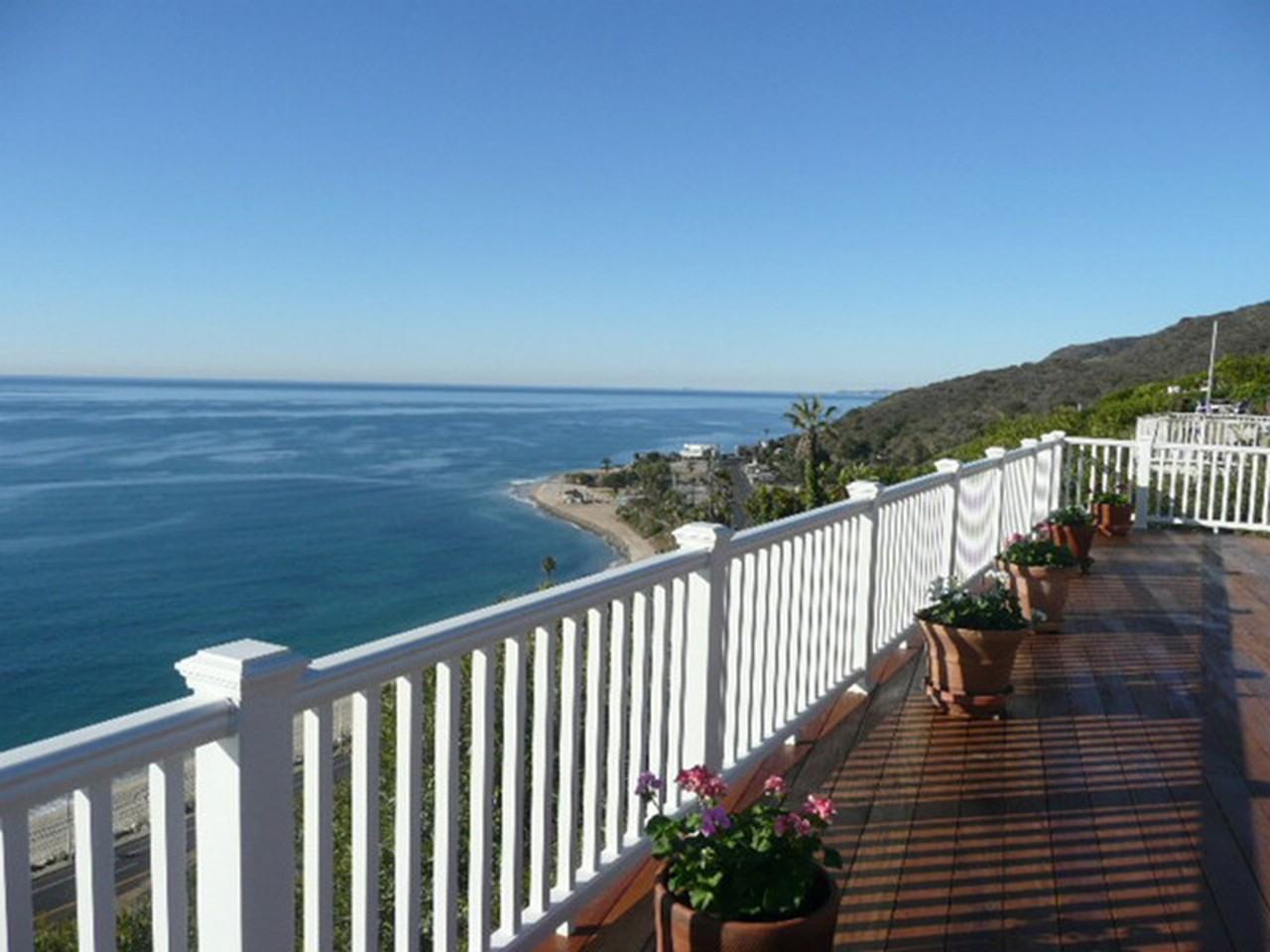 18440 Coastline Drive