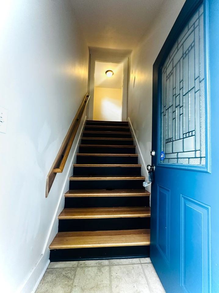 1841 Edgeland Avenue - Photo 2 of 14