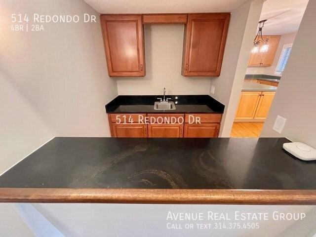 514 Redondo Dr - Photo 7 of 17