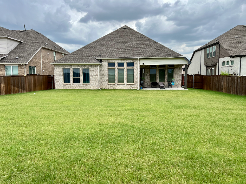 17220 Eastbrook Dr - Photo 3 of 17