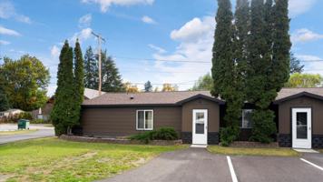 featured image of 1022 9th St W #4