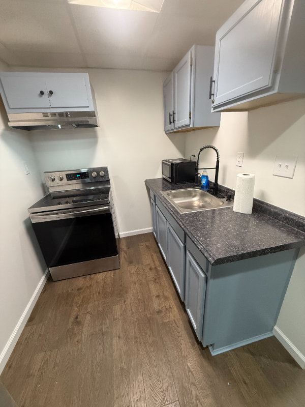 507 1/2 Park Ave - Photo 3 of 11