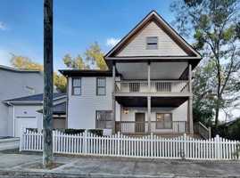 featured image of 66 Kenyon St Se