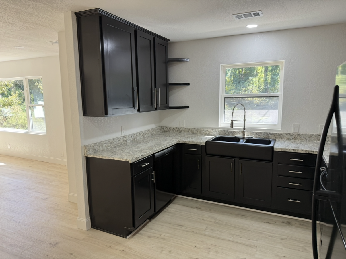 112 Poplar St #NA - Photo 5 of 11