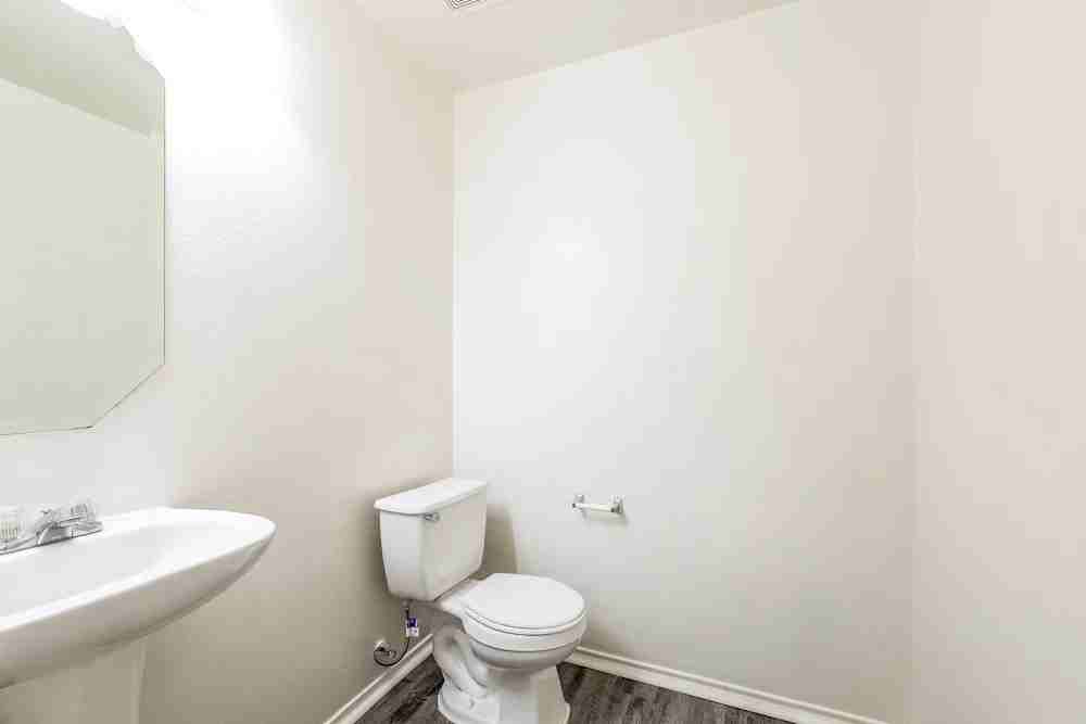 421 Remington Ridge Dr #NA - Photo 3 of 12