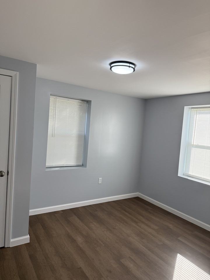 214 N Poplar St #NA - Photo 6 of 8