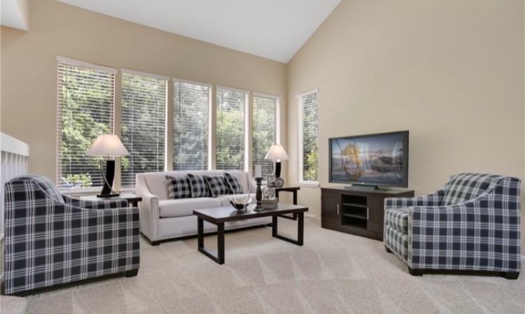 1 143rd Ave Se #1 - Photo 3 of 20