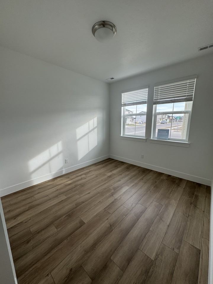 North Isaiah Avenue #NA - Photo 2 of 20