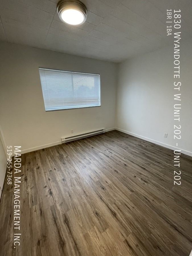 1830 Wyandotte St W Unit 202 #202 - Photo 7 of 12