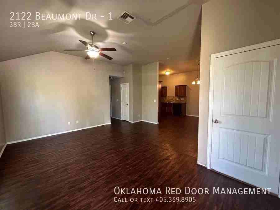 2122 Beaumont Dr #1 - Photo 2 of 18