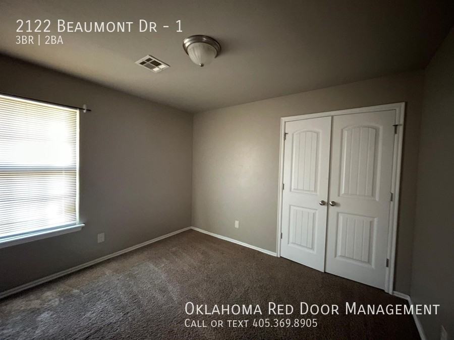 2122 Beaumont Dr #1 - Photo 5 of 18