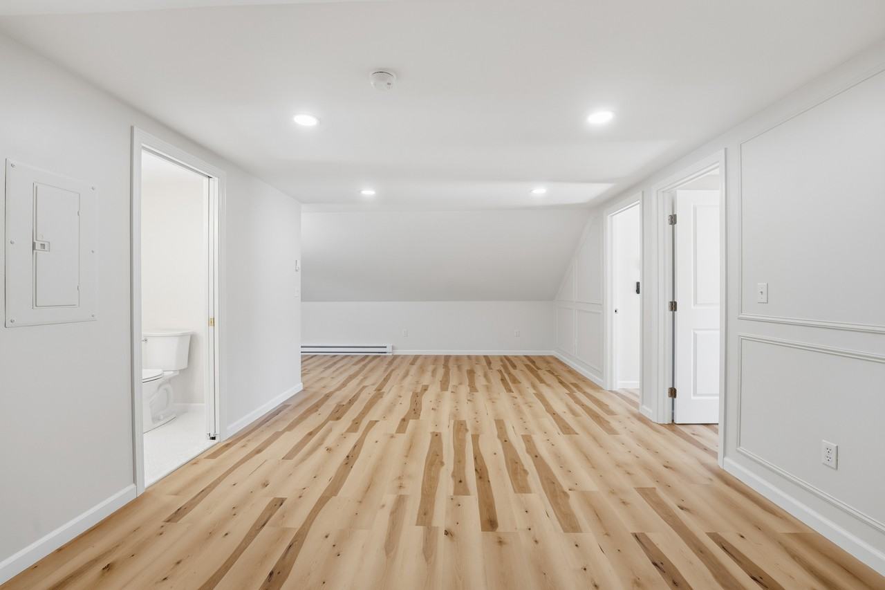 22 Vernon St #3 - Photo 2 of 12