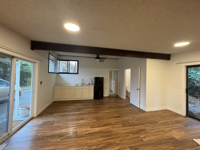 2339 West Stewart - Photo 3 of 7