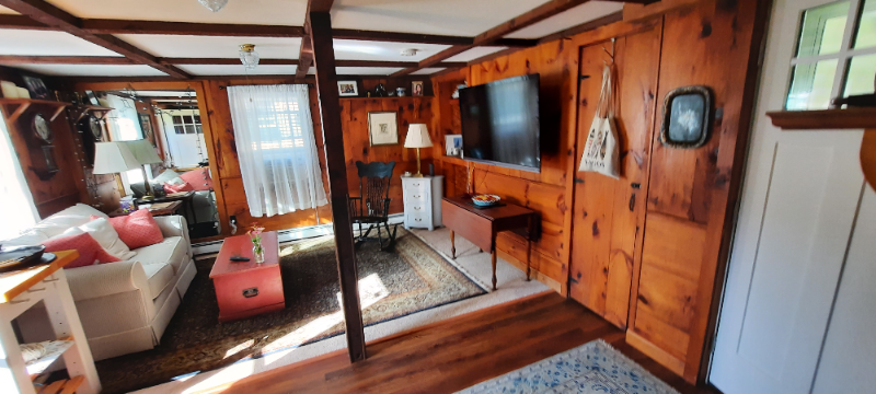 86 Forest St - Photo 2 of 17