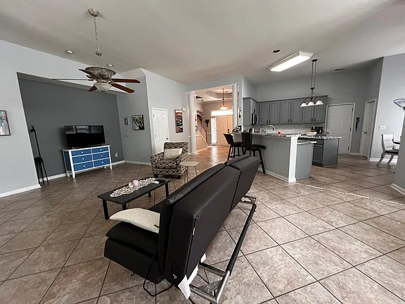 2834 Farmer Brown Ct - Photo 4 of 14