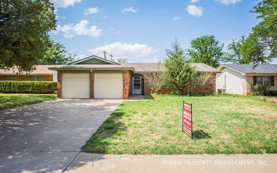 4804 53rd St - Photo 2 of 37