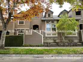 1844 Ne Ashberry Dr - Photo 1 of 1