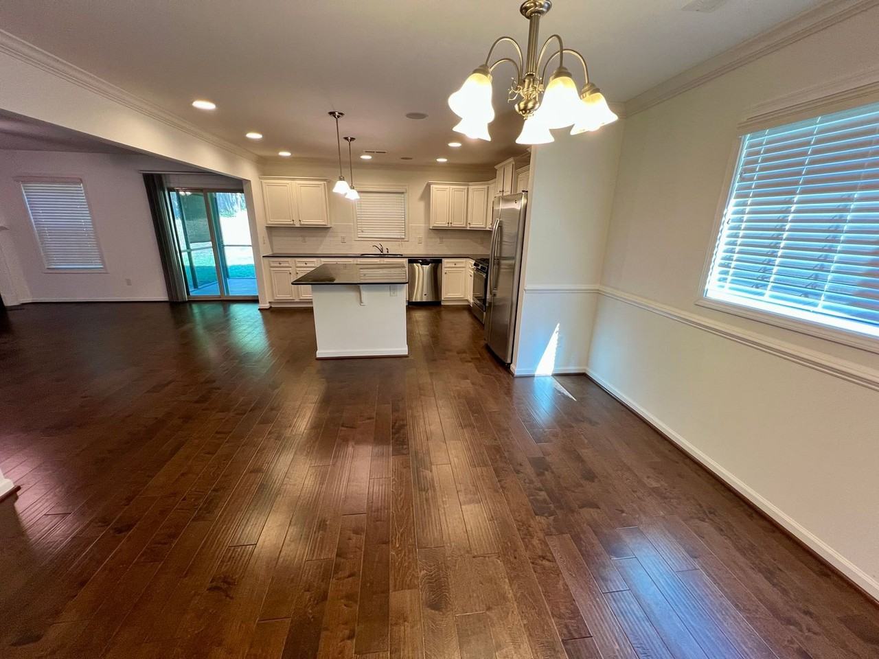 116 Sunsation Dr - Photo 3 of 27