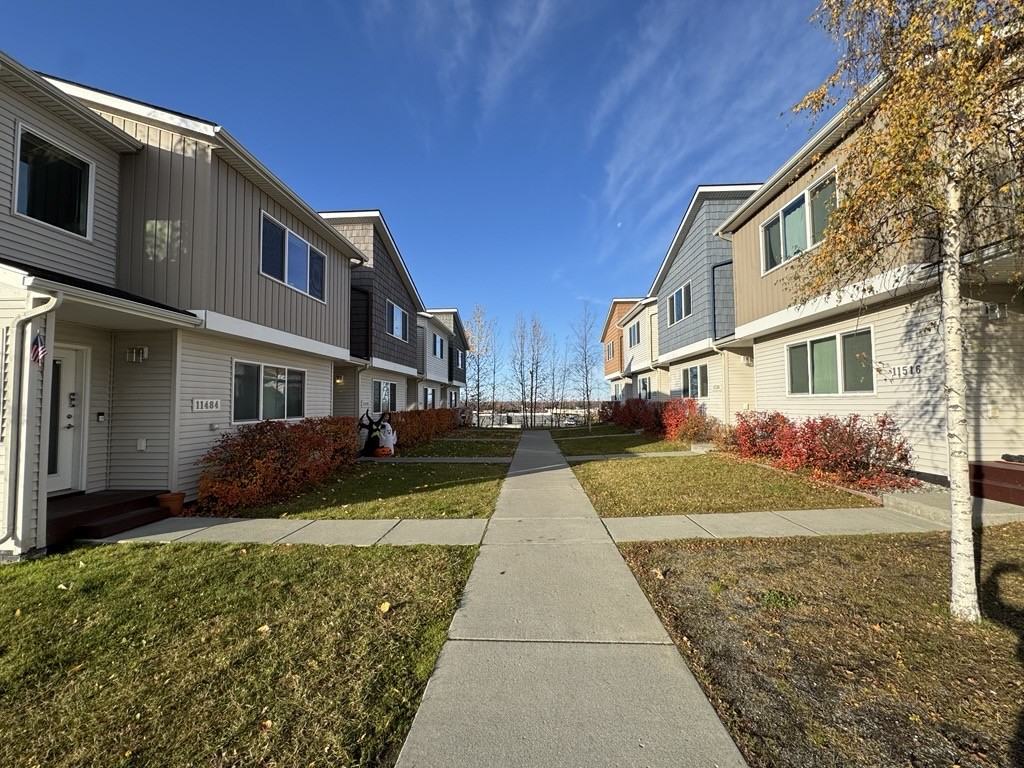 11540 11540 & 11524 Grand Cyn Lp - Photo 2 of 26