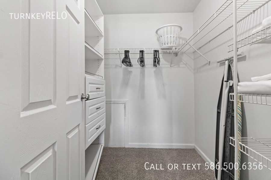 2238 Pinehurst Court #2238 - Photo 7 of 23