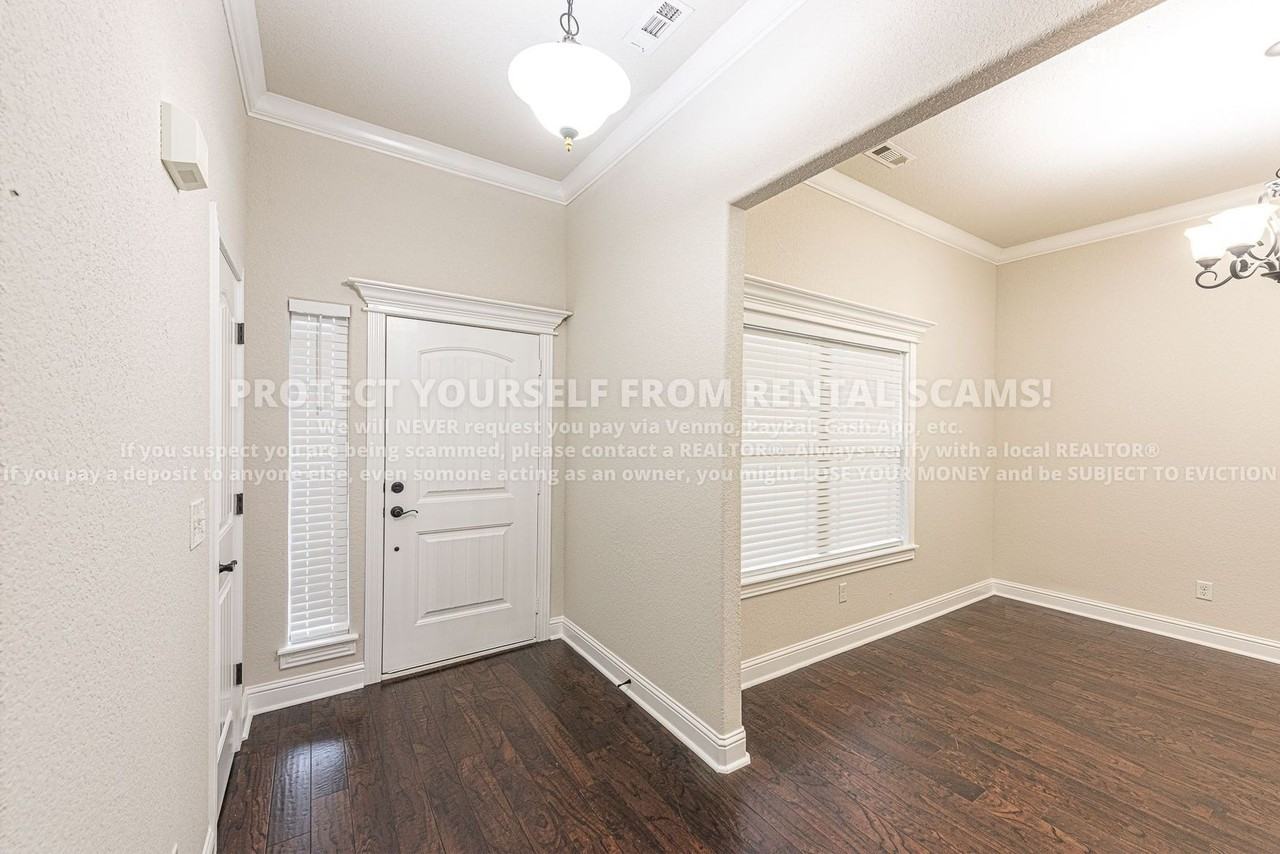 3834 East Zion Road - Photo 3 of 24