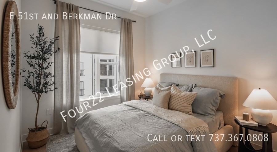 51st & Berkman Dr #370 - Photo 6 of 9