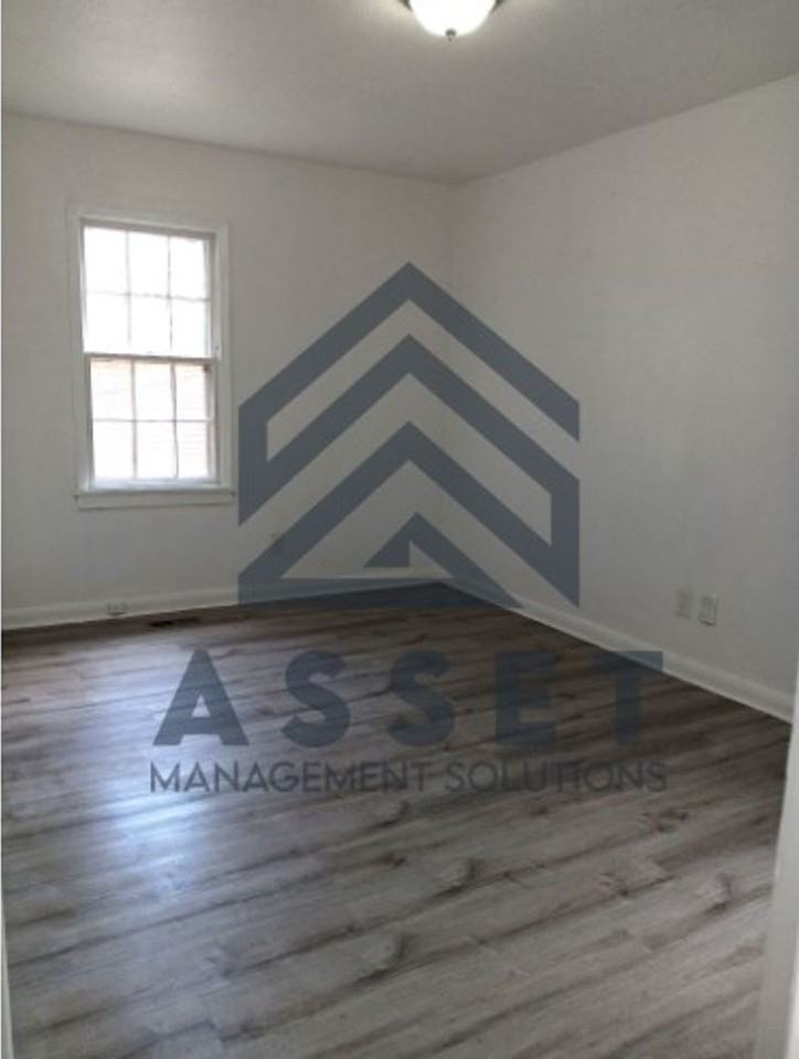 413 E Northrup Dr - Photo 6 of 11